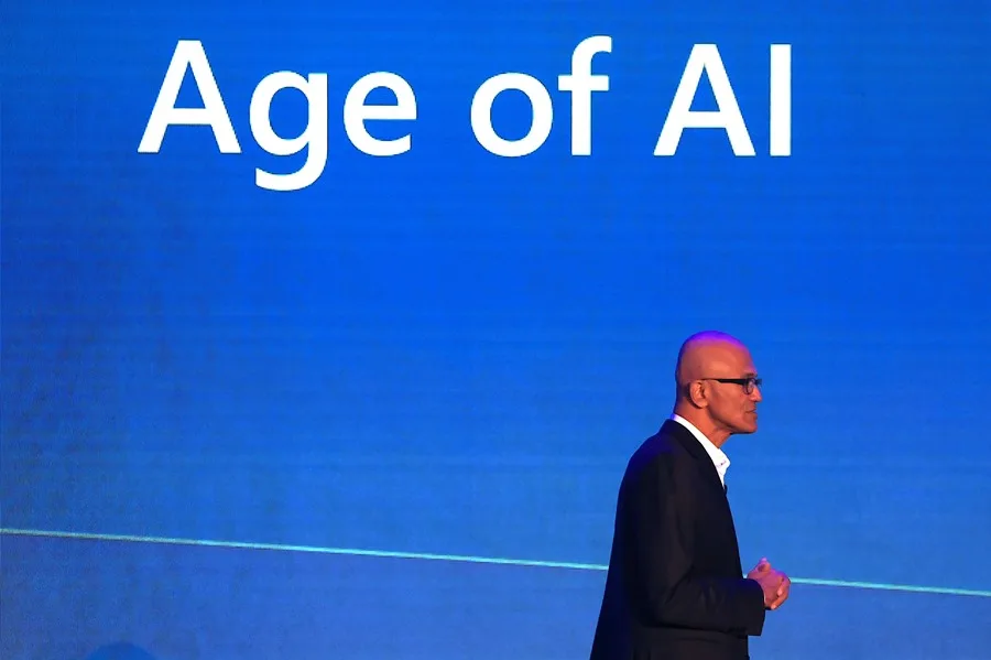 Microsoft planea construir el centro de datos de IA más potente del mundo y aumenta su inversión