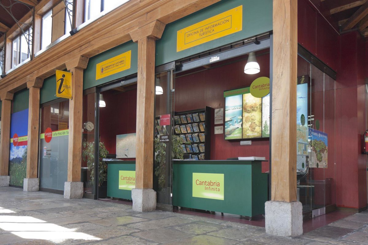 Regma y el bar Restemer abrirán en el Mercado del Este en 2002.