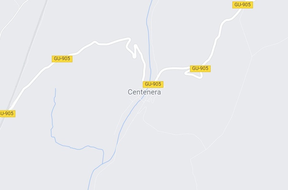 Fallece un hombre tras volcar el coche que conducía en Centenera