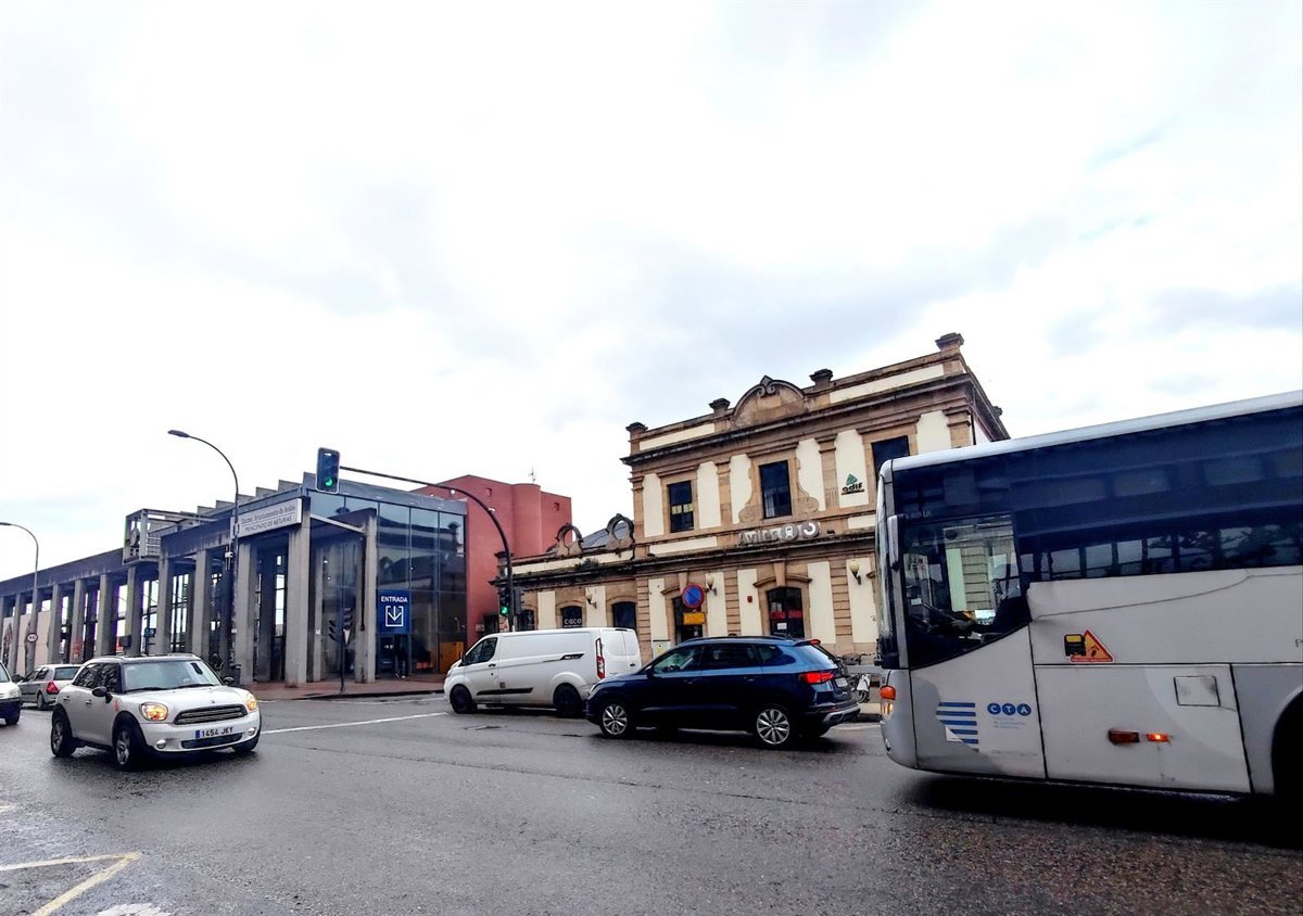 El uso del autobús urbano en Asturias creció un 8% durante el mes de julio