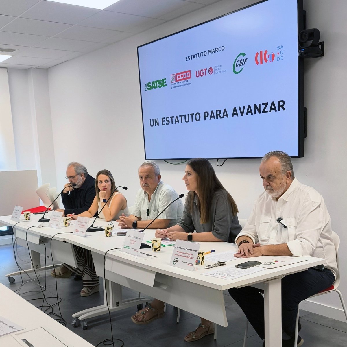 Los sindicatos comenzarán protestas el 16 de septiembre si Sanidad no reanuda el diálogo sobre el
