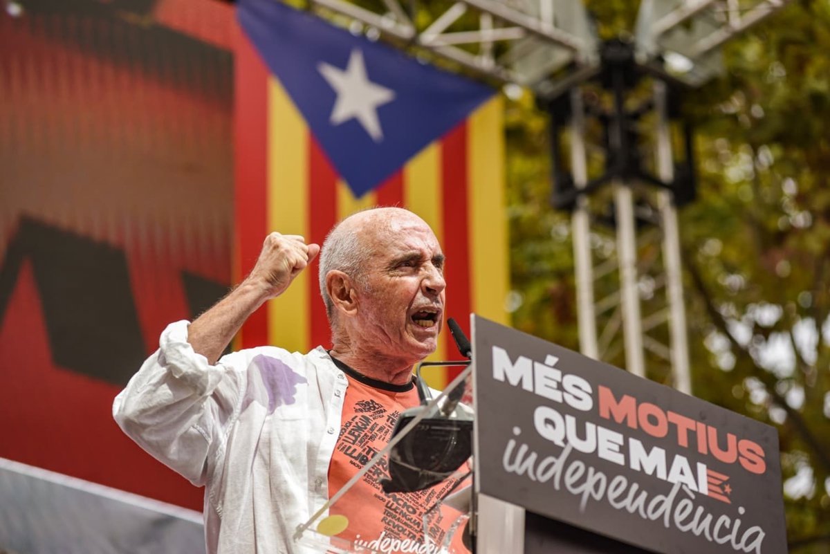 Entidades independentistas instan a desobedecer si se ejecuta el fallo del TSJC sobre el catalán