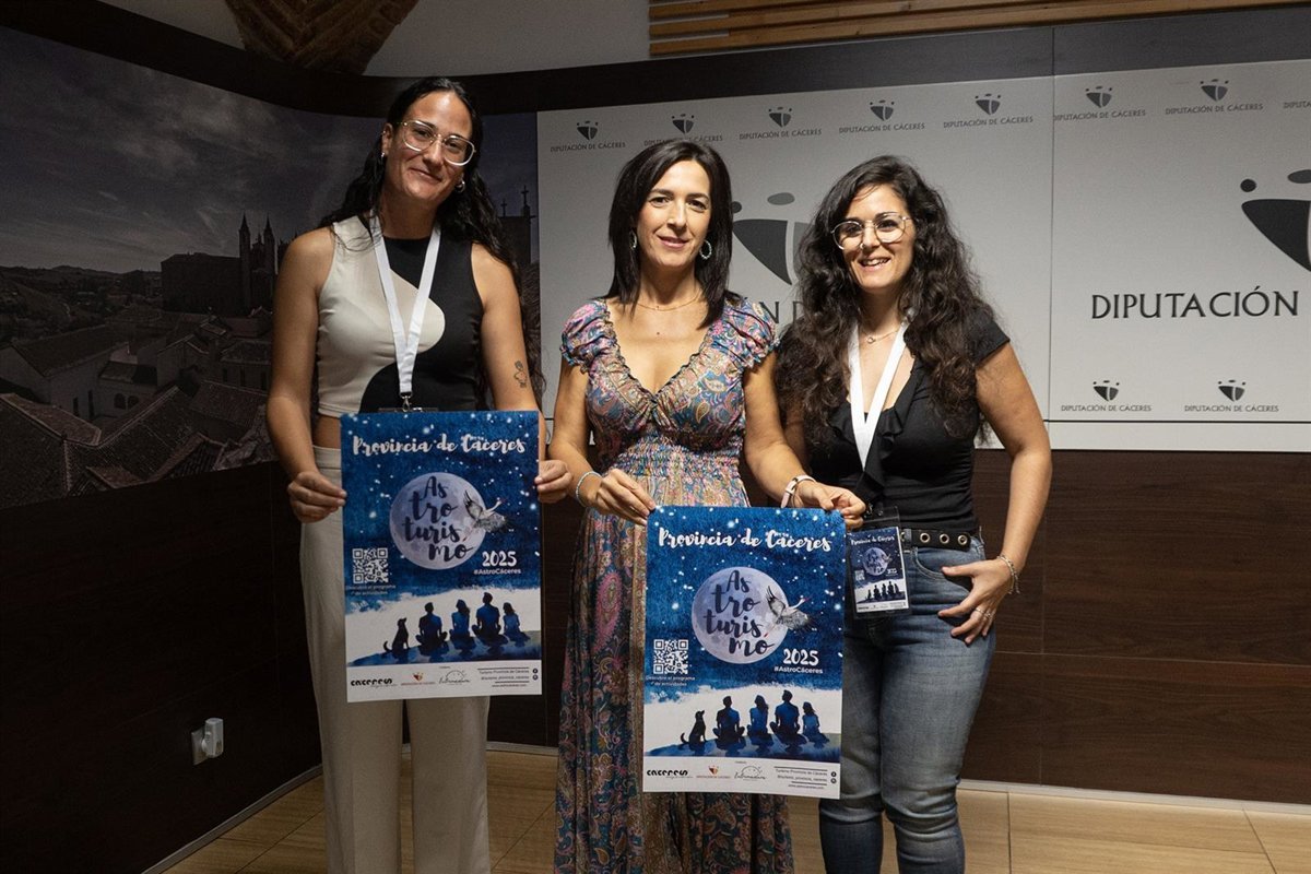 El programa AstroCáceres regresa a las 14 comarcas de la provincia para mostrar sus cielos.