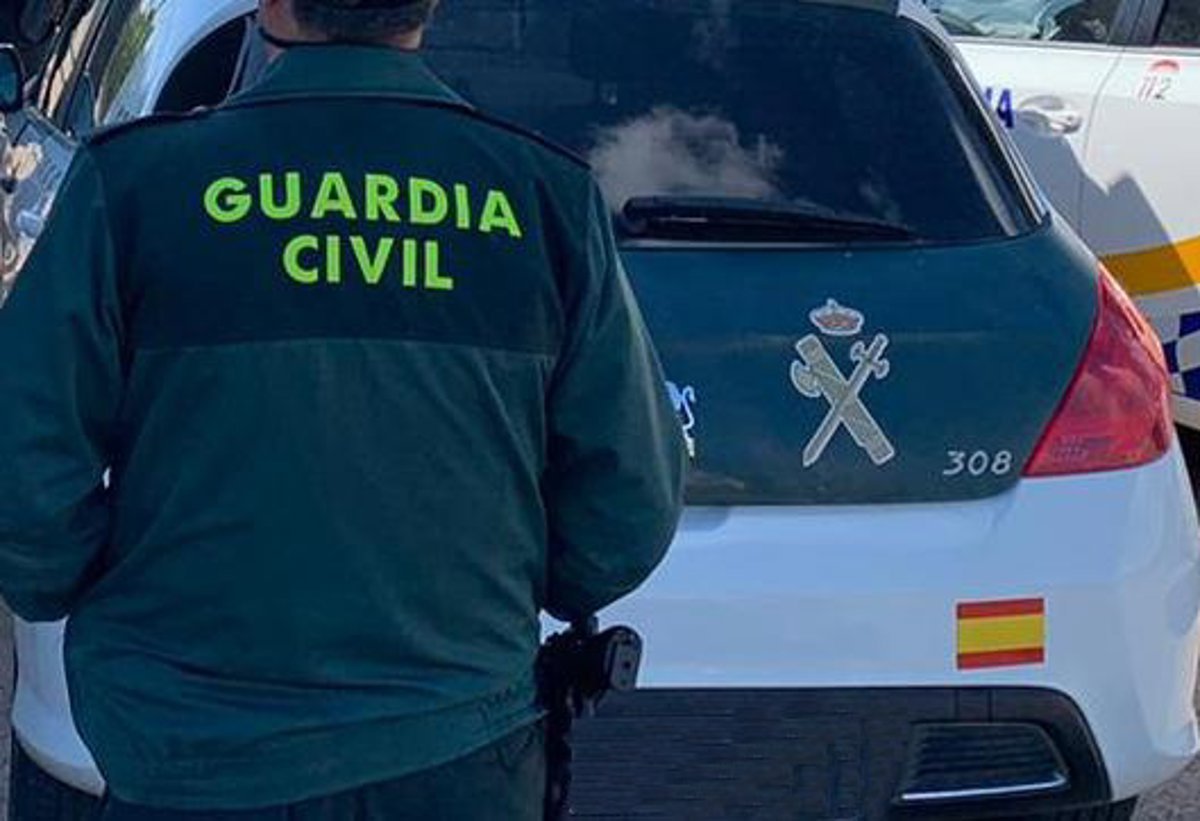 Muere un motorista de 50 años al salirse de la vía en Hinojosa del Valle, Badajoz