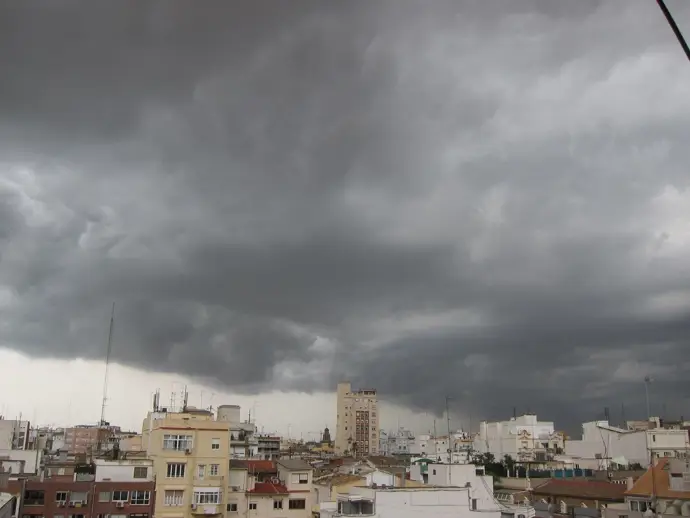 Domingo con escasas posibilidades de lluvias intensas en el litoral de Castellón. Manifestación