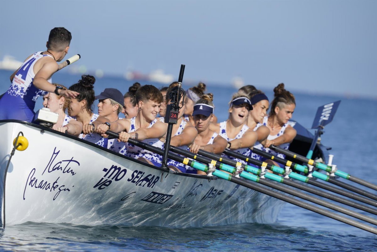 Adegi otorgará el lunes su X Premio Nueva Cultura a la primera trainera guipuzcoana en La Concha