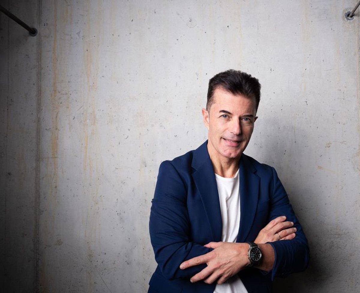 La postura ideal para dormir sigue siendo la de siempre, como nos recuerda Manuel Viso
