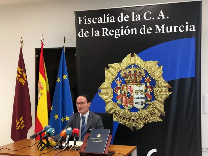Díaz Manzanera confía en que el fiscal general del Estado sea declarado "absuelto" y reconoce la