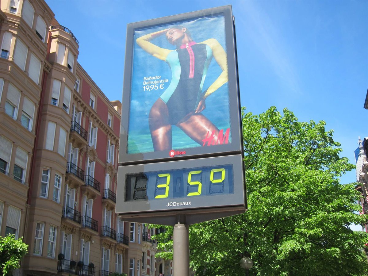 Euskadi pone en alerta amarilla este jueves y viernes por altas temperaturas de hasta 35 ºC en la