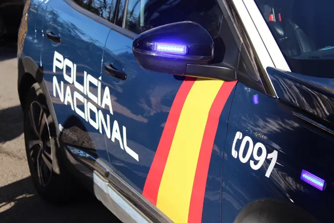 Dos jóvenes de 19 años son arrestados por asaltar con violencia a un vendedor de cupones en