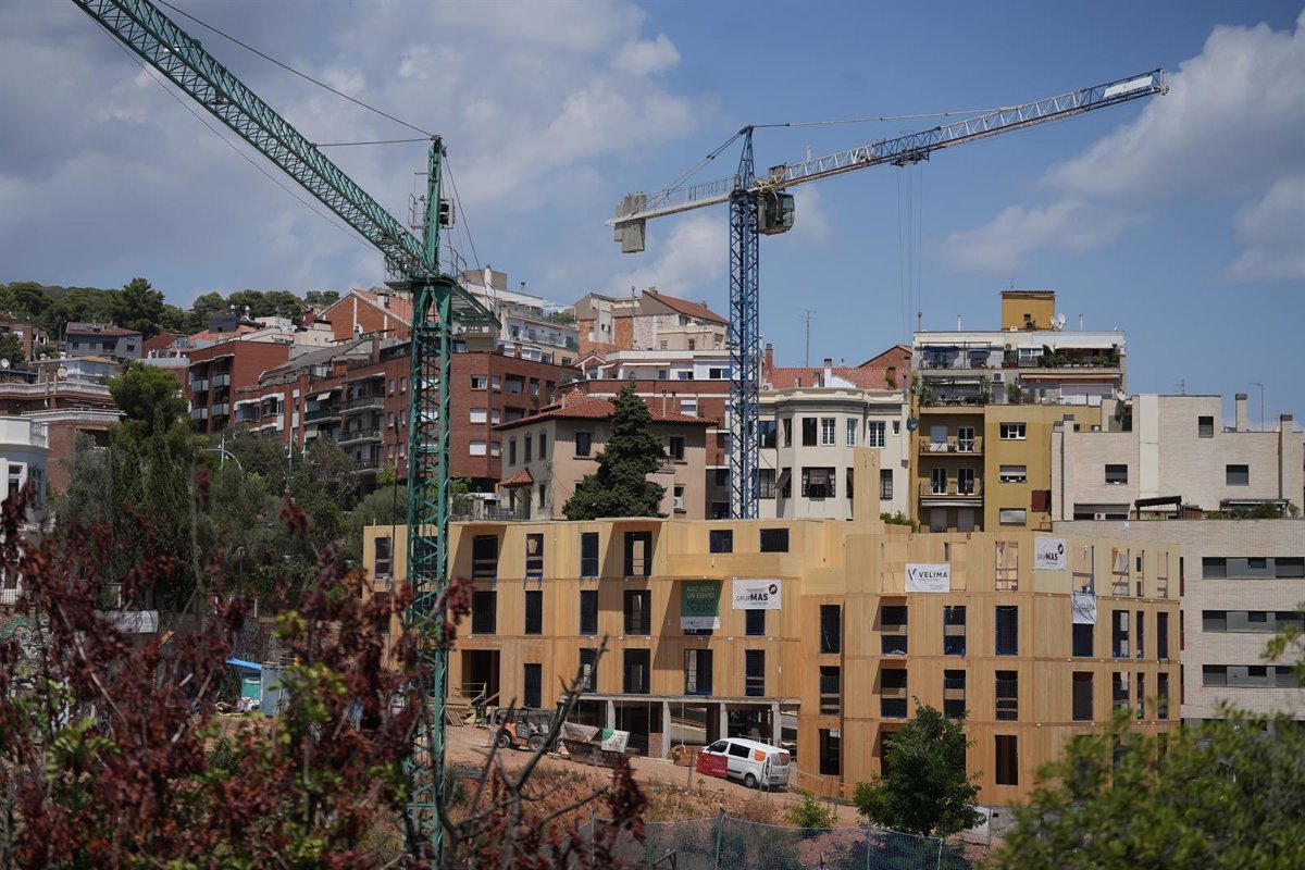 La PAH denunciará en la Mesa de la Vivienda la entrega de terrenos públicos a desarrollos privados