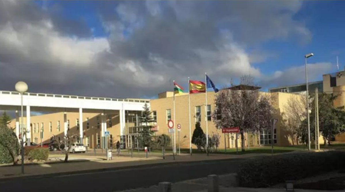 Un joven de 16 años resultó herido en un accidente entre un coche y una bicicleta en Pradejón
