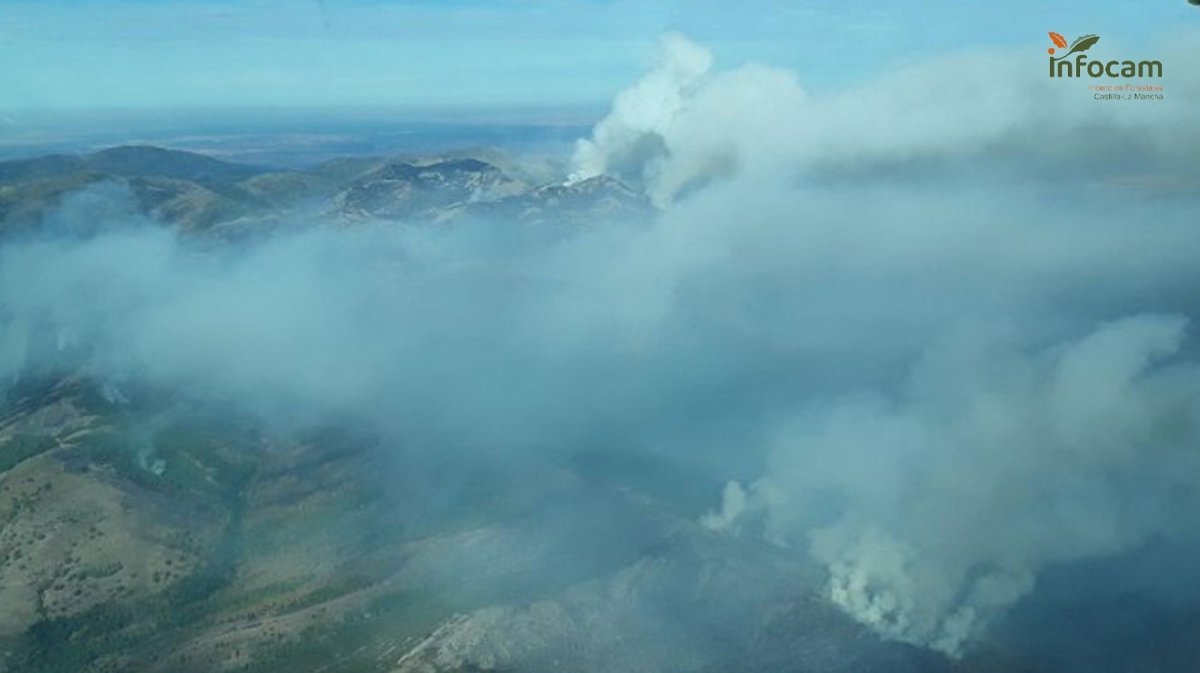 Cerrado el acceso al Hayedo de Tejera Negra tras el incendio en Peñalba, que ha afectado 2.000