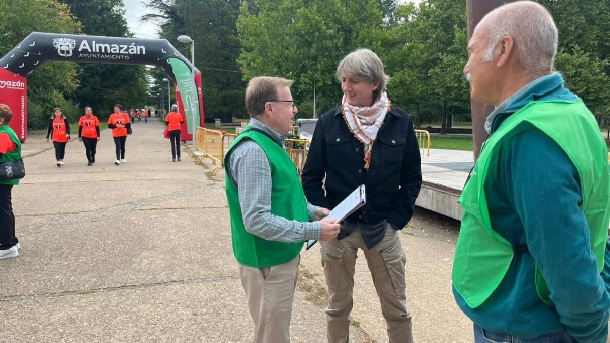 El PSOE denuncia el lento ritmo de Mañueco que genera un "desequilibrio" en la sanidad