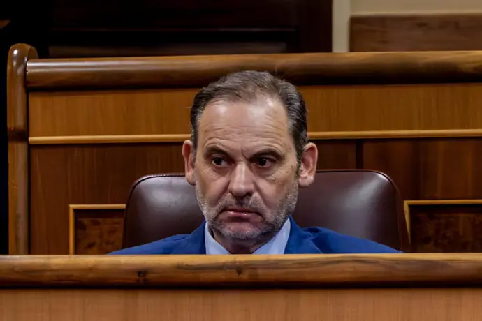 Ábalos se rió con Koldo sobre deducciones al IRPF de «donativos» a mujeres: «Necesito pulseras Ábalos se rió con Koldo sobre deducciones al IRPF de «donativos» a mujeres: «Necesito pulseras
