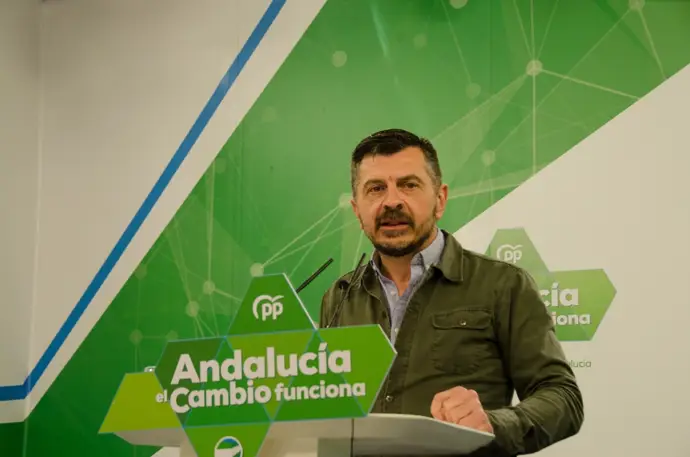 El PP-A considera un «fracaso absoluto» la protesta por los errores en los cribados de cáncer de El PP-A considera un «fracaso absoluto» la protesta por los errores en los cribados de cáncer de