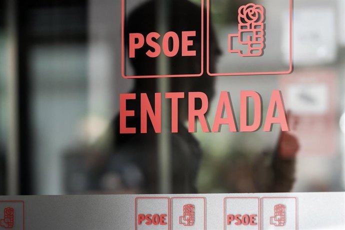 El PSOE comunica al Supremo que retiró cerca de un millón de euros para pagos en efectivo entre
