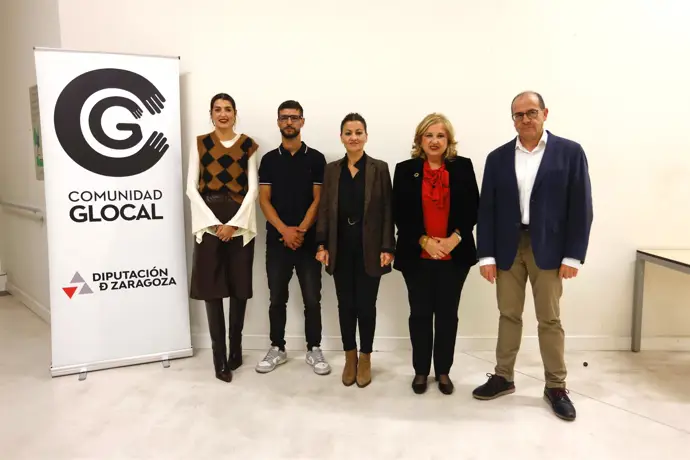 La jornada 'Infancia en tránsito' cierra el programa Glocal 2025 con la ministra Sira Rego