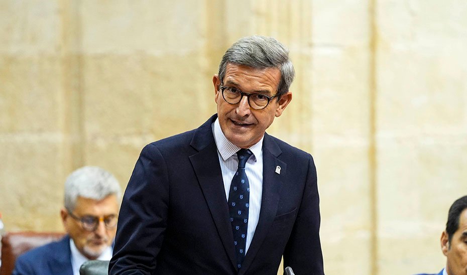 La Junta critica que la planificación eléctrica 2025-2030 del Gobierno central es «injusta e La Junta critica que la planificación eléctrica 2025-2030 del Gobierno central es «injusta e