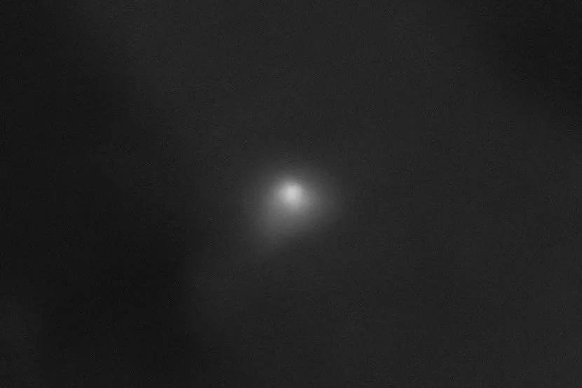 La NASA presenta las primeras imágenes del cometa interestelar 3I/ATLAS, y la CE sugiere un