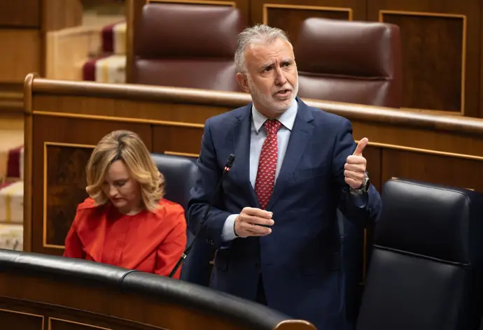 Sánchez se enfrenta a su primer debate en el Congreso con Junts en la oposición y el PP