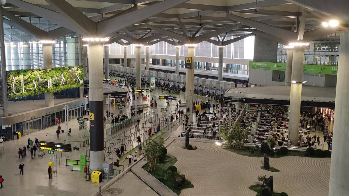 Andalucía busca fortalecer los vuelos con el sur de EE.UU., Canadá y la región Asia-Pacífico Andalucía busca fortalecer los vuelos con el sur de EE.UU., Canadá y la región Asia-Pacífico
