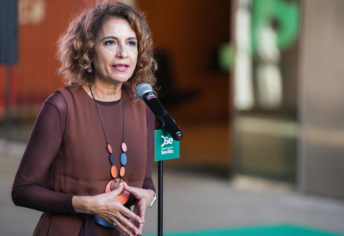 Montero solicita a Moreno «explicaciones y acciones firmes» tras las detenciones en la Diputación