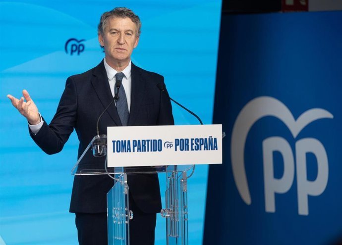 Feijóo solicita que el fiscal general propuesto por Sánchez tenga el respaldo del CGPJ y no tenga
