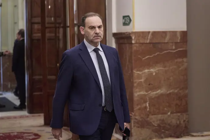 Ábalos afirma que «fuentes cercanas» confirmaron la reunión de Sánchez con Otegi antes de la