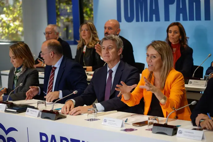 El PP pide a Sánchez aclaraciones sobre la financiación de sus primarias tras la revelación de El PP pide a Sánchez aclaraciones sobre la financiación de sus primarias tras la revelación de