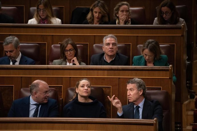 Feijóo acusa al Gobierno de estar en un bloqueo total ante la falta de PGE y la agenda judicial