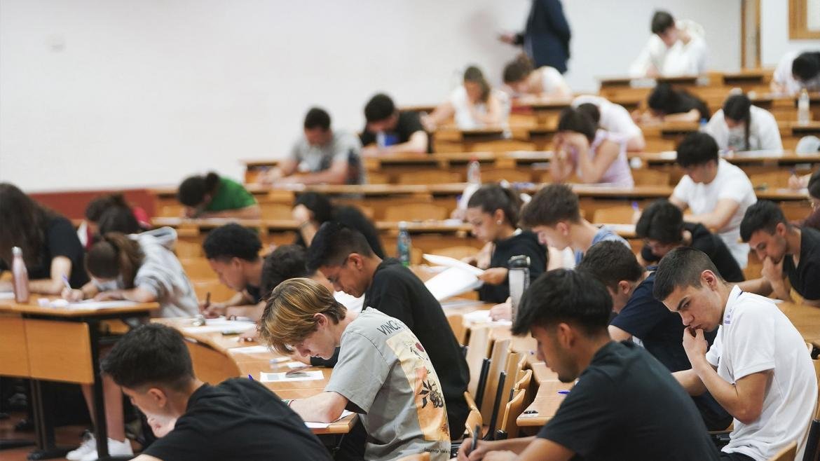 La Comunidad de Madrid destina más de 32,7 millones a las universidades públicas para becas y