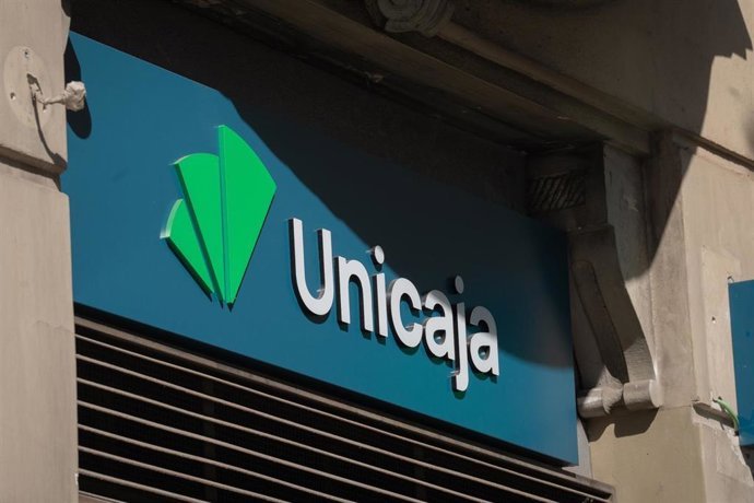 La JUR adapta los criterios del ‘colchón anticrisis’ de Unicaja para mejorar su flexibilidad La JUR adapta los criterios del ‘colchón anticrisis’ de Unicaja para mejorar su flexibilidad