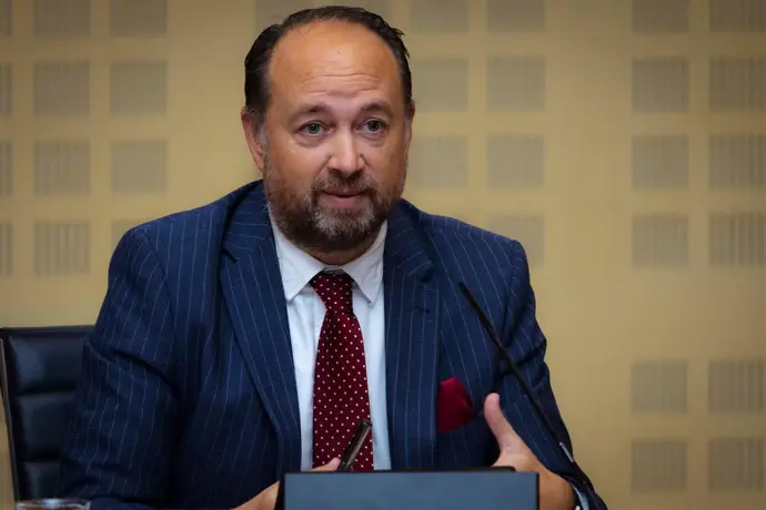 El secretario general de Universidades dimite para presentarse a una cátedra en la UAL El secretario general de Universidades dimite para presentarse a una cátedra en la UAL