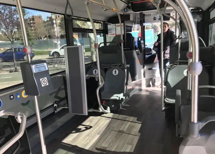 Zaragoza, en 2026, conserva tarifas de transporte y añade bonificación para personas con