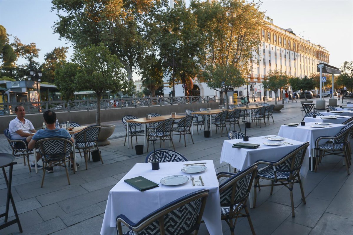 La hostelería andaluza estima cerrar 2025 con facturación estable y un incremento del 3,6% en La hostelería andaluza estima cerrar 2025 con facturación estable y un incremento del 3,6% en