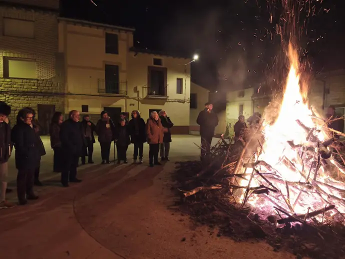 La cabalgata de Reyes ilumina Biscarrués, Erés y Piedramorrera con ilusión y magia para todos