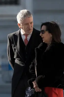 El PSOE responde a Feijóo sobre la representación del Gobierno en la Pascua Militar y la cumbre