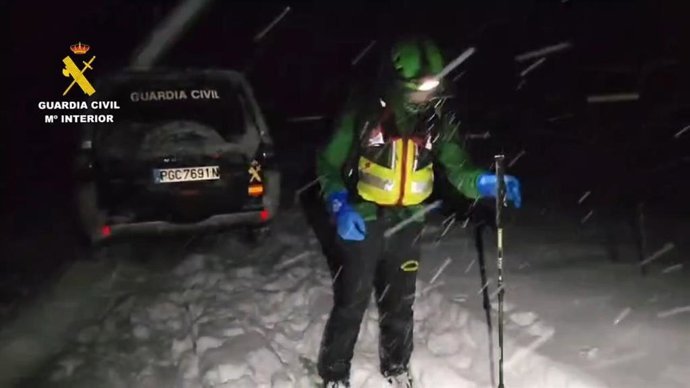 Rescatado un senderista de Catarroja con síntomas de agotamiento e hipotermia en el Pirineo oscense