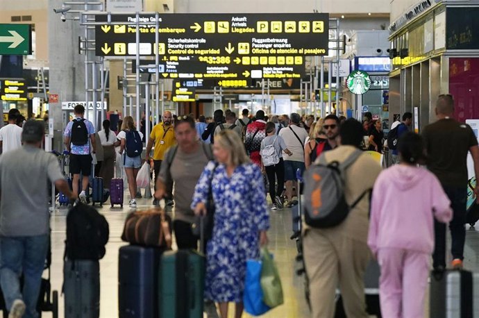Los aeropuertos andaluces alcanzan 39 millones de viajeros en 2025, con récord en Málaga y Sevilla