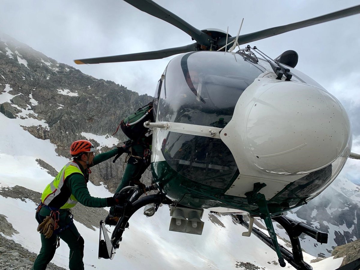 Un joven de 25 años fallece y otro está en la UCI tras un alud en Cerler, Huesca