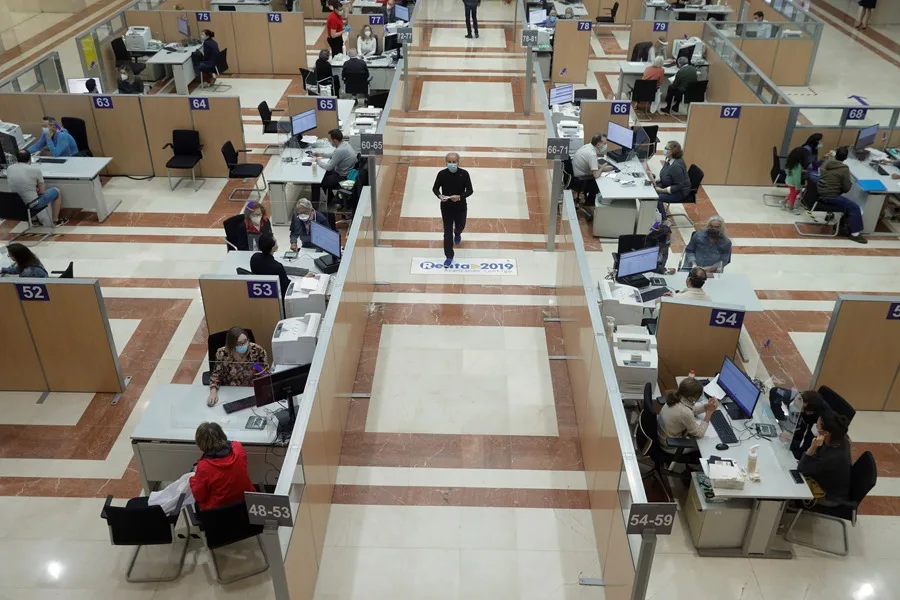Alertan sobre una nueva campaña de correos fraudulentos que simulan ser Hacienda para robar datos