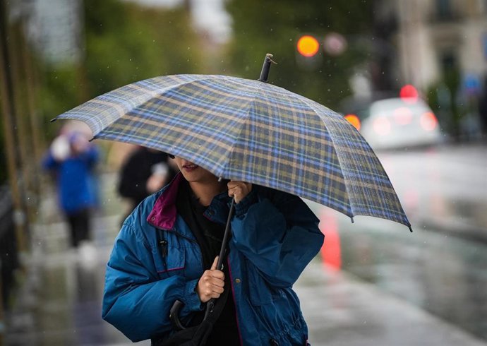 El mal tiempo activa avisos amarillos en cinco provincias andaluzas por lluvias y viento
