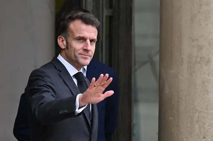 Macron confía en que el desarrollo del avión de combate europeo continúe pese a las diferencias