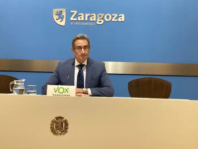 Julio Calvo (Vox) desiste de su renuncia y permanecerá como concejal por el debate de presupuestos