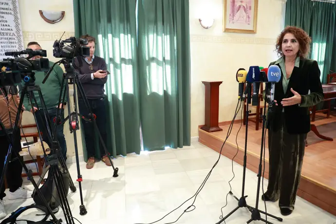 Montero confía en que predomine la sensatez y Trump elimine sus aranceles tras fallo del Supremo