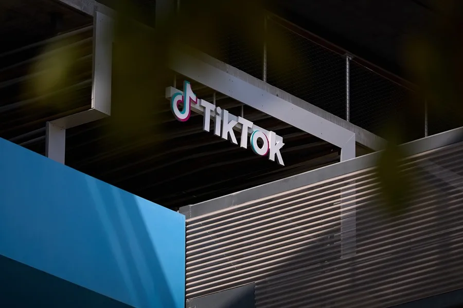 Bruselas determina que el diseño "adictivo" de TikTok infringe la normativa comunitaria