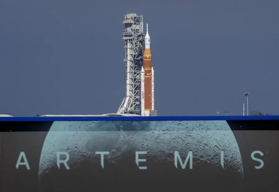 La NASA planifica el lanzamiento de su misión lunar Artemis II para el 1 de abril. Elon Musk