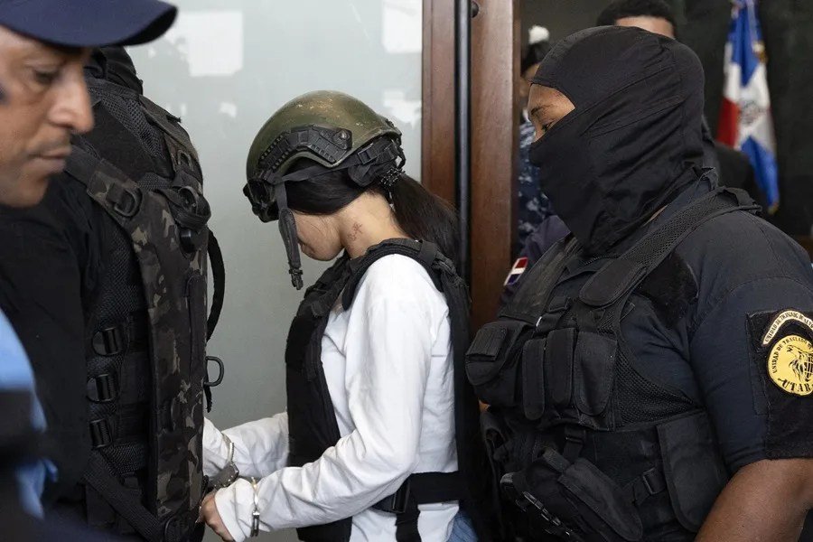 Dejan en libertad a la cantante Yailin La Más Viral tras arresto por porte de armas