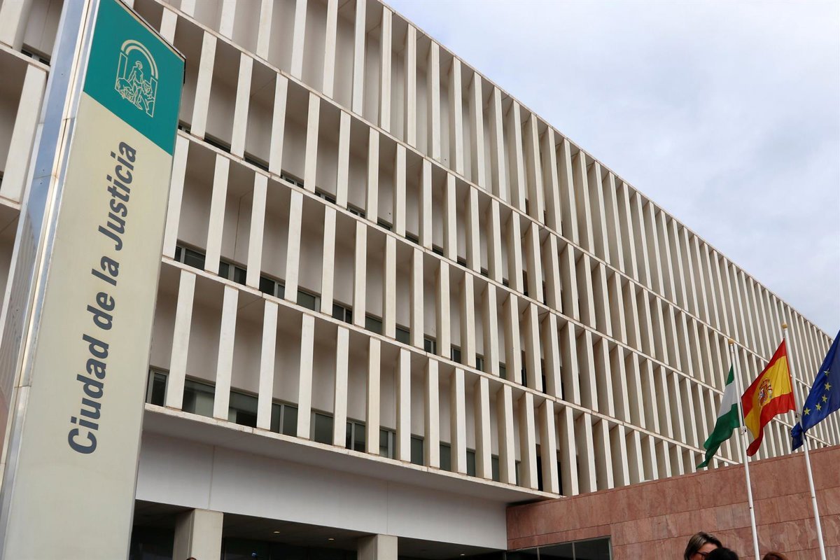 El hermano de la víctima en Torremolinos solicita la máxima pena para el imputado, señalando